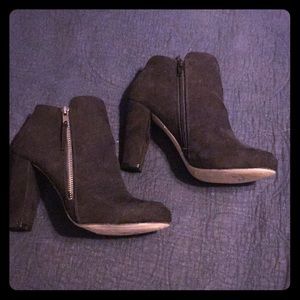 Black Madden Girl booties